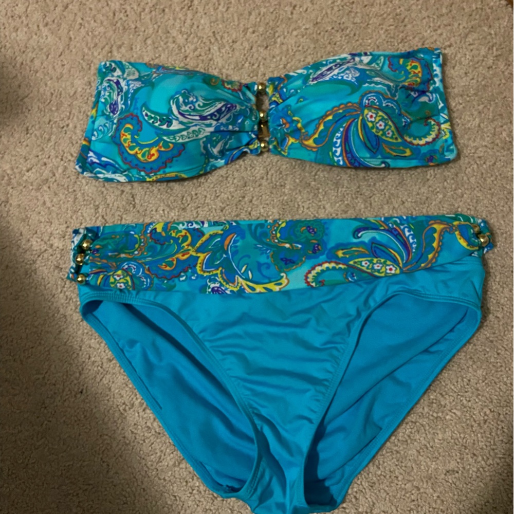 Ralph Lauren swimsuit blue paisley trim . Size 12 top and 10 bottoms.